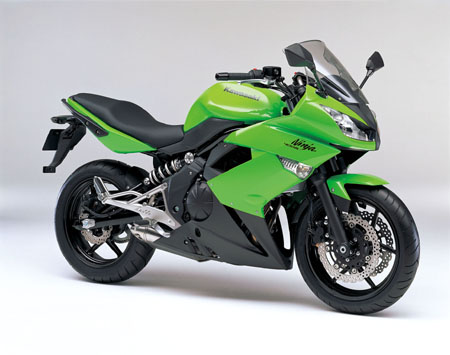 Kawasaki to Launch 400-cc Full Fairing Sport-Model Ninja 400R